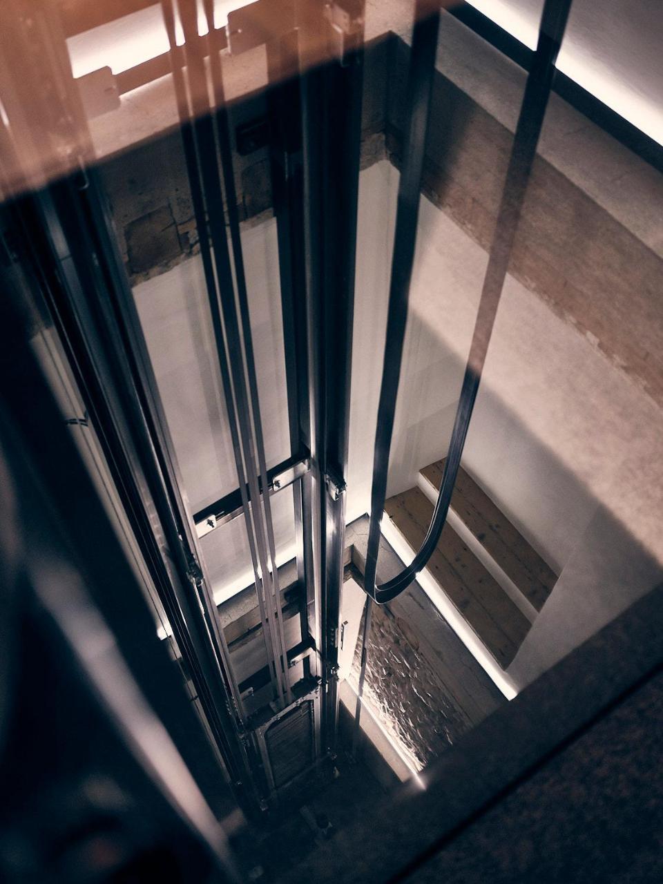 Hotel Kontor ฮัลล์อินทีโรล ภายนอก รูปภาพ
